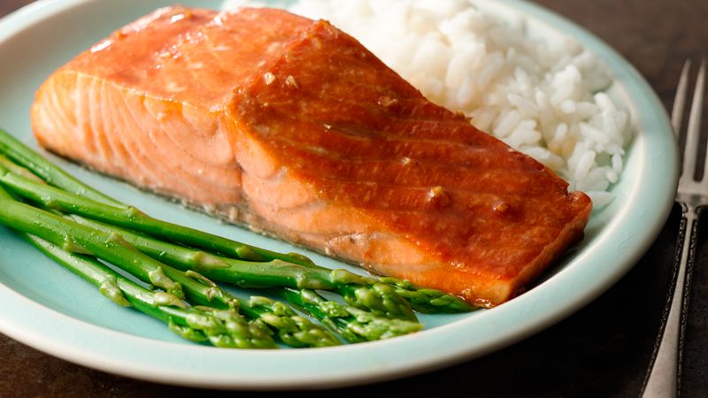 plato-salmon-esparragos-arroz