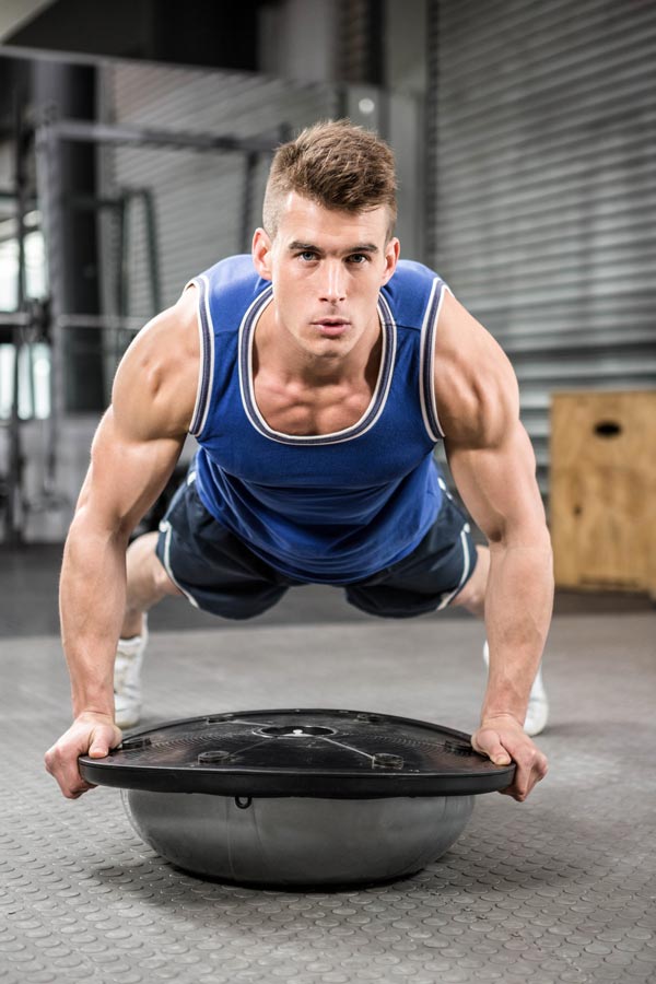 Entrenamiento con bosu flexiones