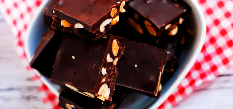 TURRON-CHOCOLATE-SNACK