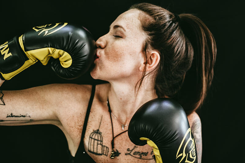 Consejos para practicar boxeo en casa para mujeres 💪